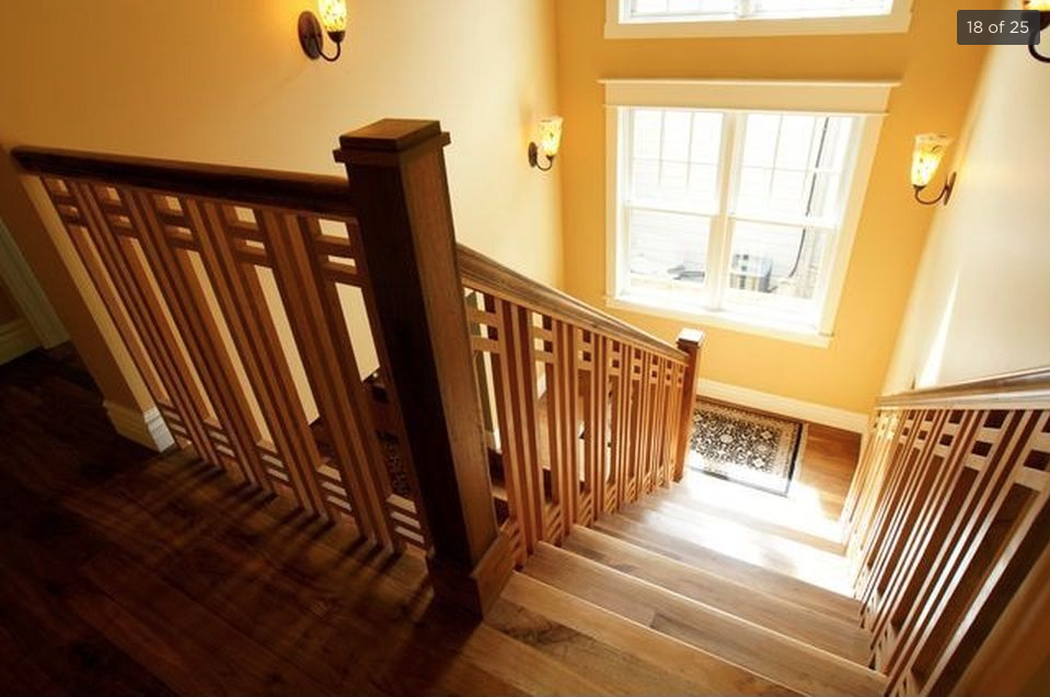 Craftsman - Stairway Window